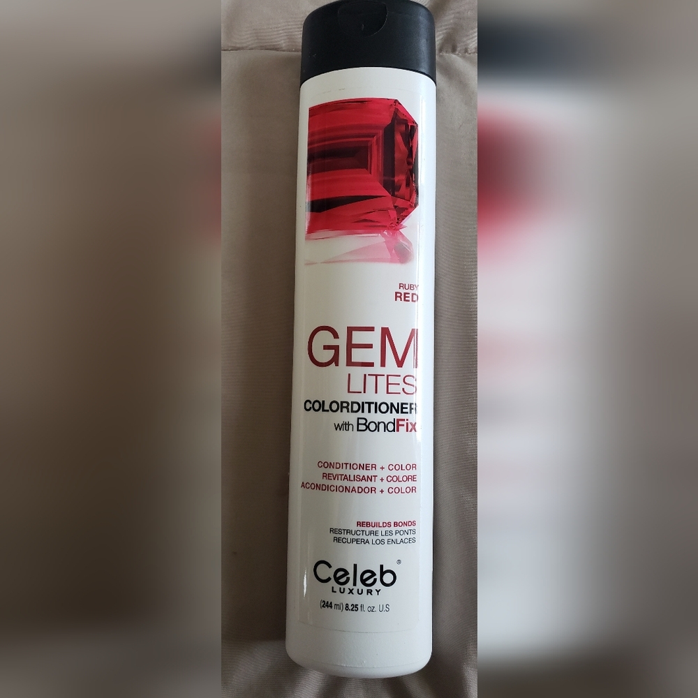 Celeb Luxury Gem Lites Colorditioner with Bond Fix Ruby Red